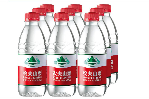 矿泉水是软水还是硬水 矿泉水适合小孩子喝吗